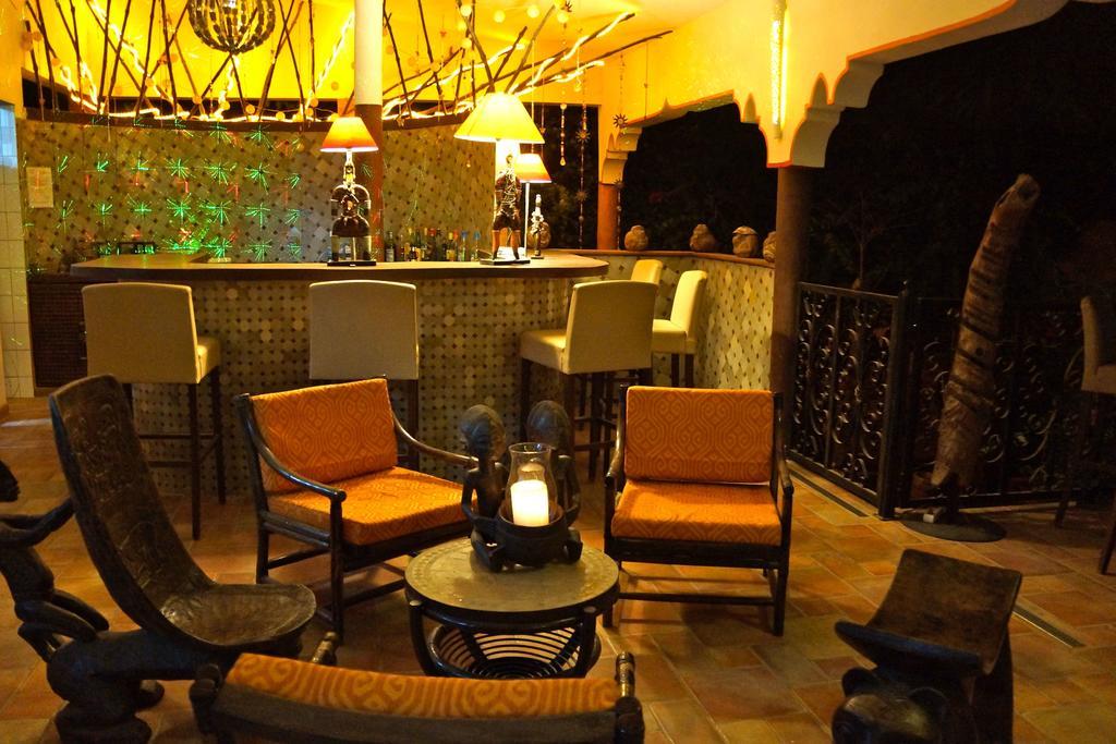 Hotel Le Clos Des Papillons Saly Portudal Kültér fotó