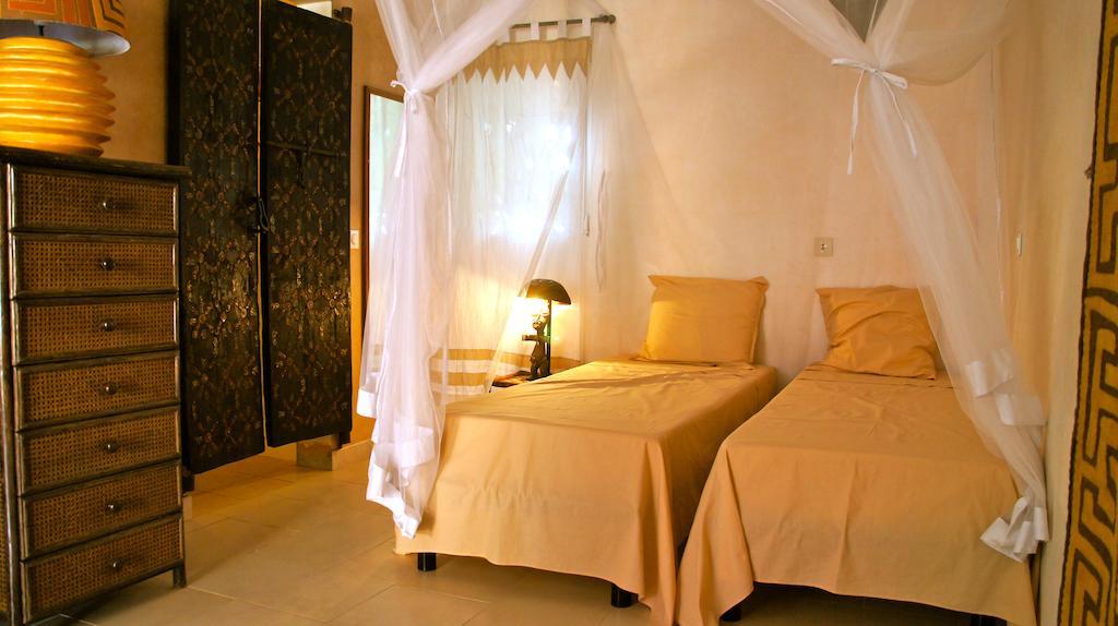 Hotel Le Clos Des Papillons Saly Portudal Szoba fotó