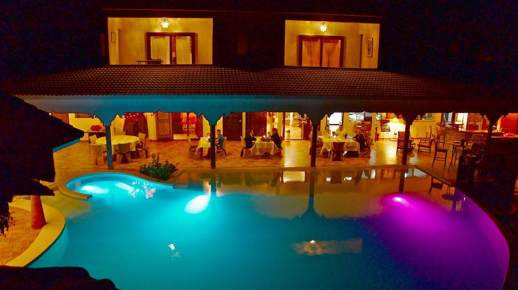 Hotel Le Clos Des Papillons Saly Portudal Kültér fotó